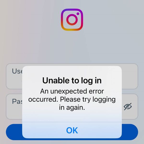 Instagram error while logging into mobile app on ios in UK at 19:56 on 11/12